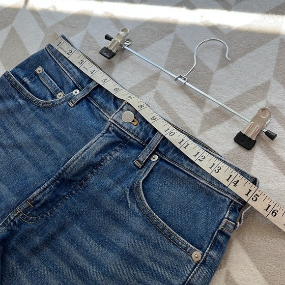 EVERLANE Cheeky Short High Rise size 28 Women’s shorts Cutoffs - Picture 5 of 8